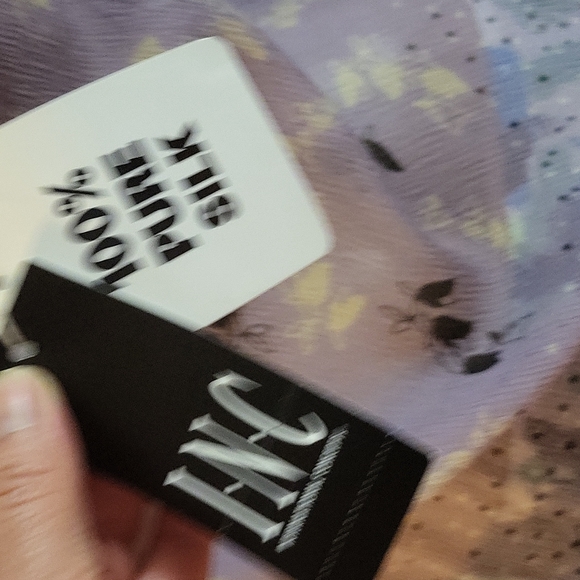 I.N.C Women's 100% Pure Silk Floral Long Sleeve Blouse Size 6 - Picture 11 of 11